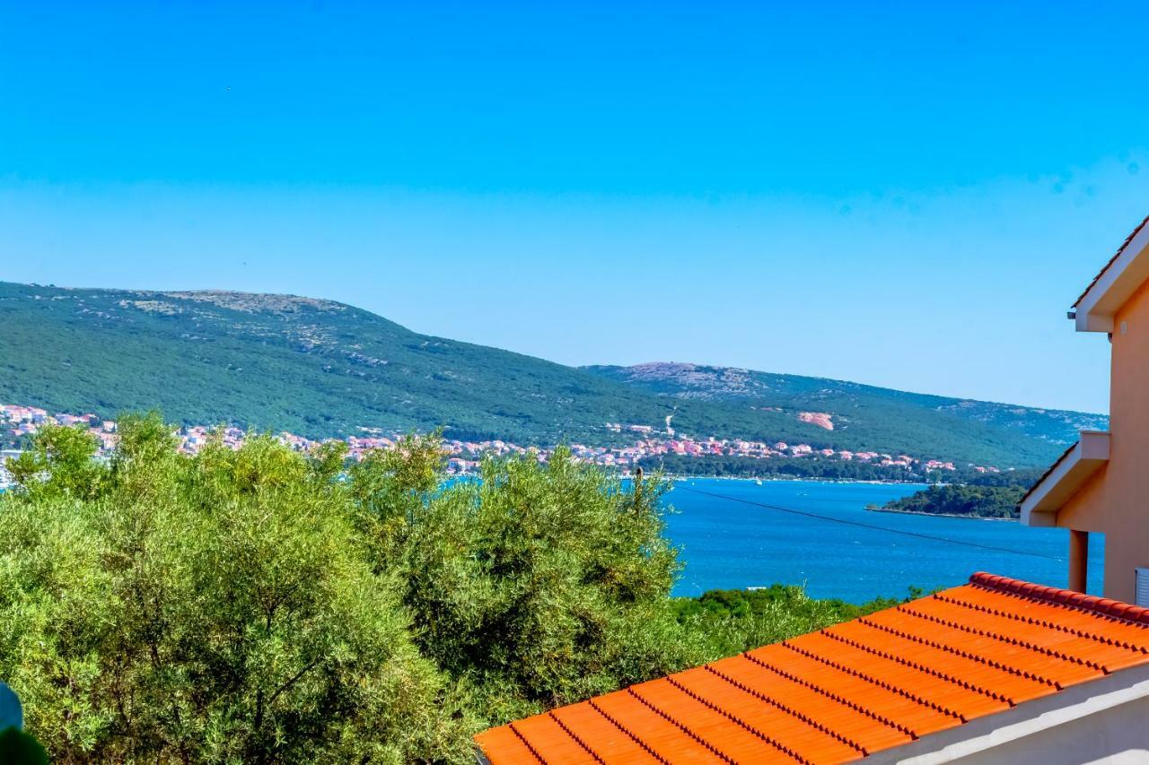 Apartamento Abby Kornić Exterior foto